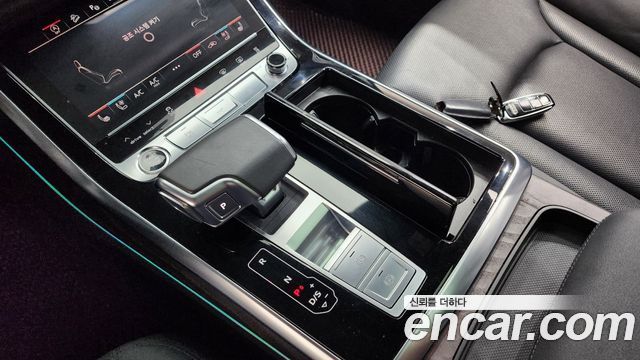 Audi Q7 2021 — photo 12