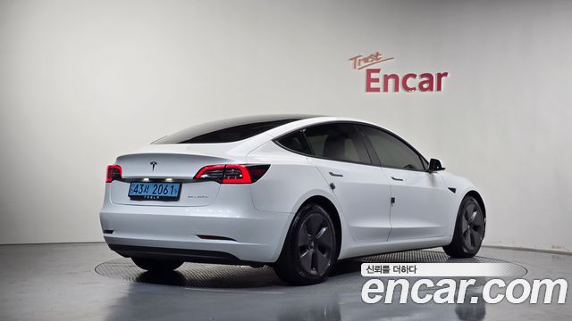 Tesla Model 3 2021 — photo 2