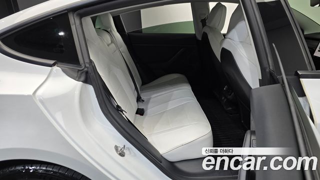 Tesla Model 3 2021 — photo 11