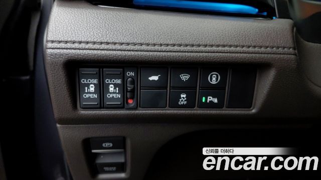 Honda Odyssey 2022 — photo 15