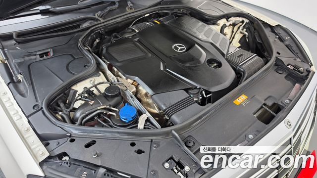Mercedes-Benz S-Class 2019 — photo 6