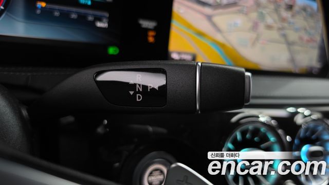 Mercedes-Benz S-Class 2019 — photo 12