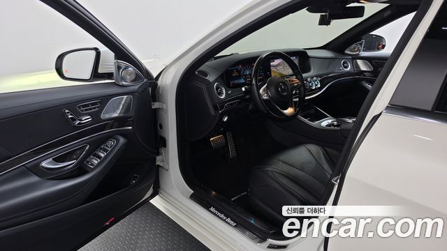 Mercedes-Benz S-Class 2019 — photo 13