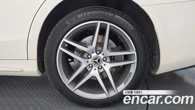 Mercedes-Benz S-Class 2019 — photo 7