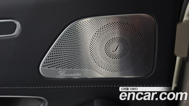 Mercedes-Benz S-Class 2019 — photo 29