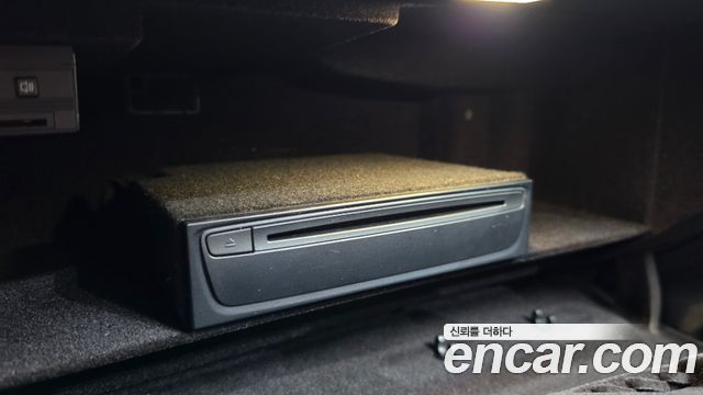 Mercedes-Benz S-Class 2019 — photo 35