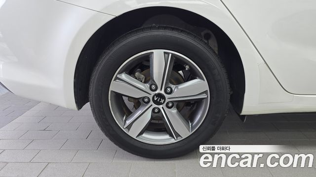 Kia K3 2018 — photo 5