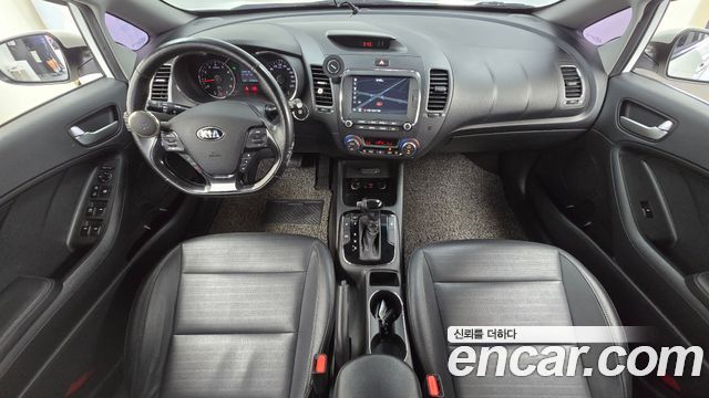 Kia K3 2018 — photo 7