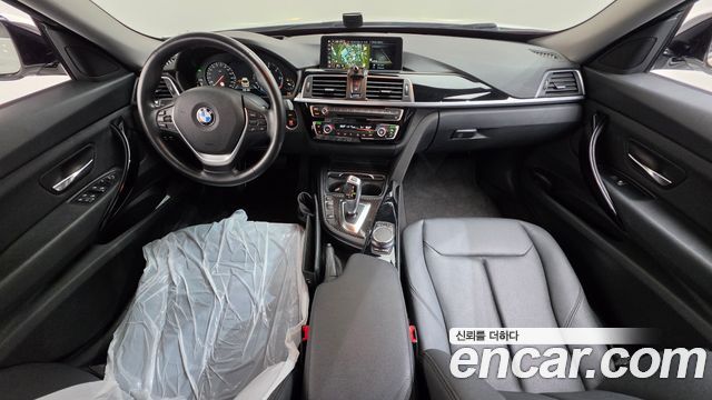 BMW Gran Turismo 2020 — photo 10