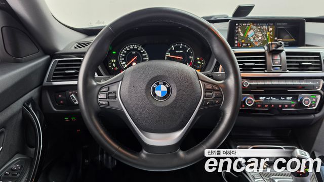 BMW Gran Turismo 2020 — photo 19