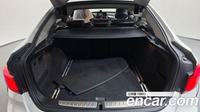 BMW Gran Turismo 2020 — photo 24