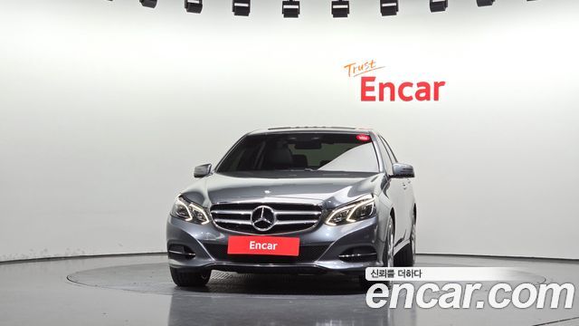 Mercedes-Benz E-Class 2016 — photo 3