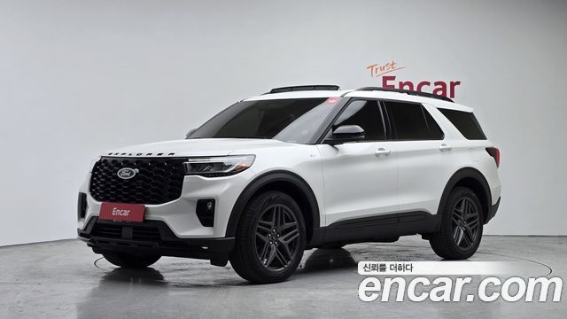 Ford Explorer 2025 — photo 1
