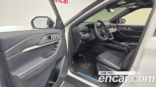 Ford Explorer 2025 — photo 10