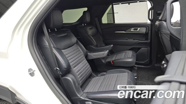 Ford Explorer 2025 — photo 11