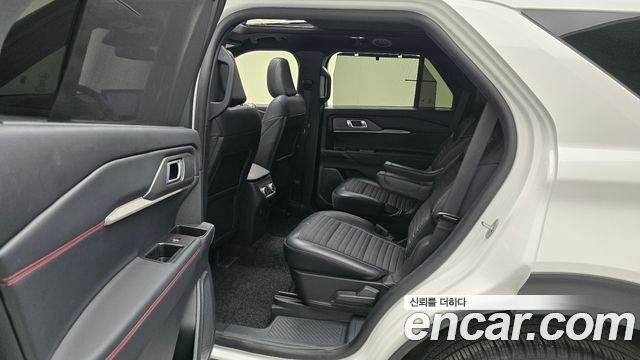 Ford Explorer 2025 — photo 12