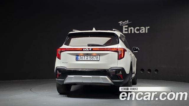 Kia Seltos 2023 — photo 4