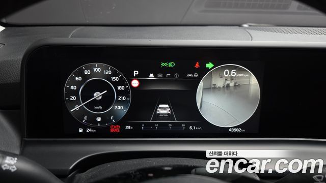 Kia Seltos 2023 — photo 11