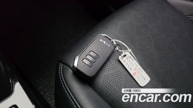 Kia Seltos 2023 — photo 25