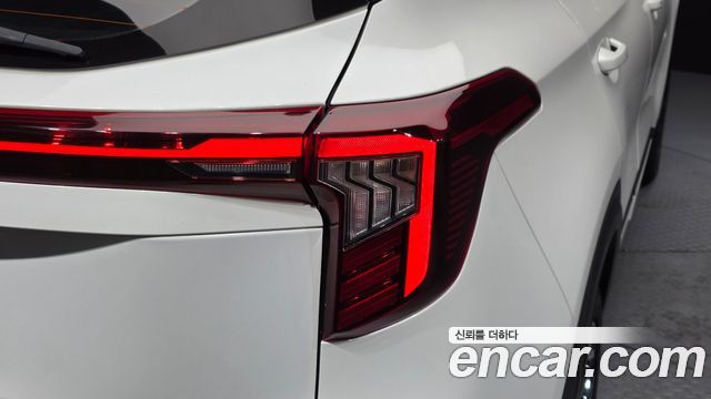 Kia Seltos 2023 — photo 9