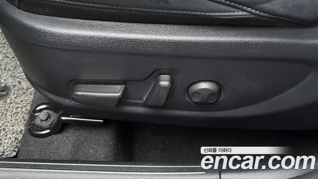 Kia Seltos 2023 — photo 32