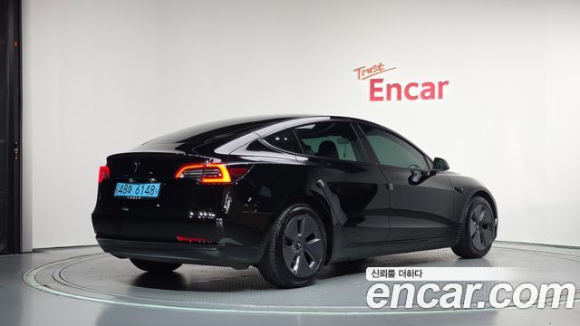 Tesla Model 3 2022 — photo 2