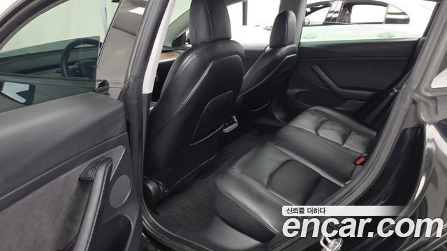 Tesla Model 3 2022 — photo 16