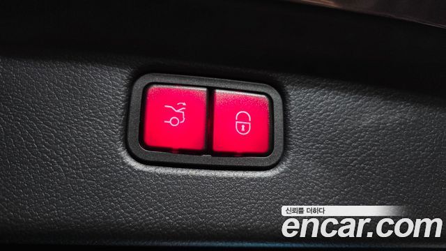 Mercedes-Benz S-Class 2021 — photo 33