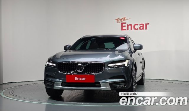 Volvo V90 2018 — photo 3