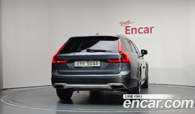 Volvo V90 2018 — photo 4