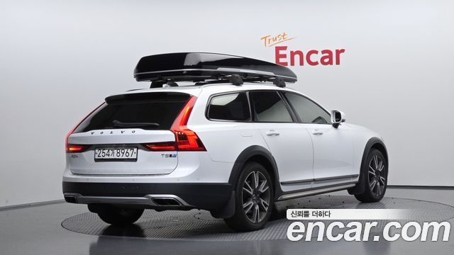 Volvo V90 2020 — photo 2