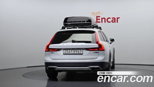 Volvo V90 2020 — photo 4