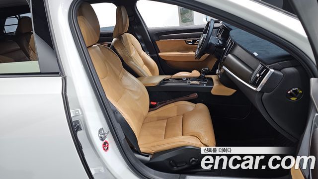 Volvo V90 2020 — photo 16