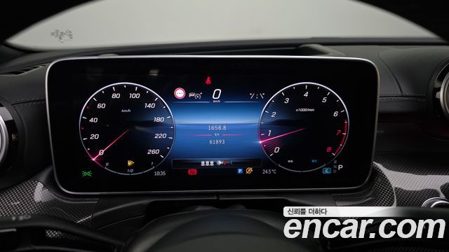 Mercedes-Benz C-Class 2023 — photo 8