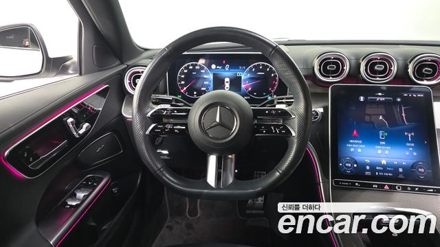 Mercedes-Benz C-Class 2023 — photo 13