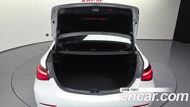 Mercedes-Benz C-Class 2023 — photo 20