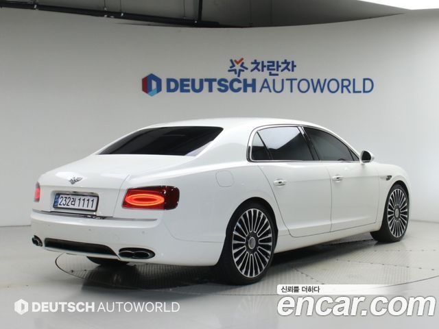 Bentley Flying Spur 2016 — photo 2