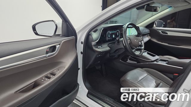 Hyundai Grandeur 2023 — photo 13