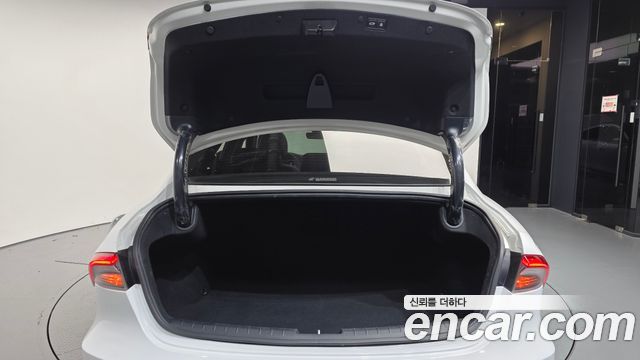Hyundai Grandeur 2023 — photo 26