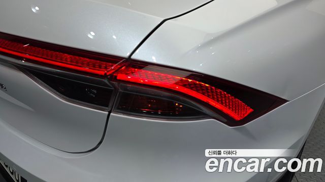 Hyundai Grandeur 2023 — photo 9