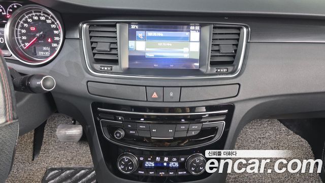 Peugeot 508 2016 — photo 13