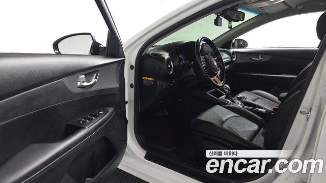 Kia K3 2020 — photo 13