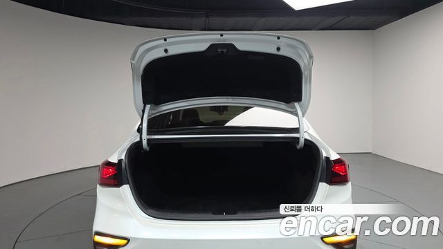 Kia K3 2020 — photo 26