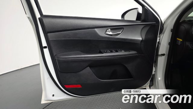 Kia K3 2020 — photo 14
