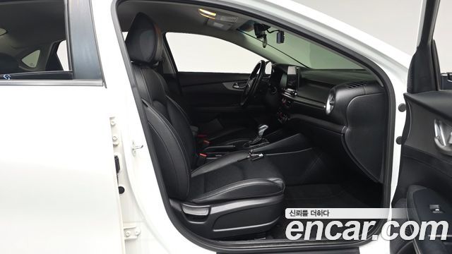 Kia K3 2020 — photo 16