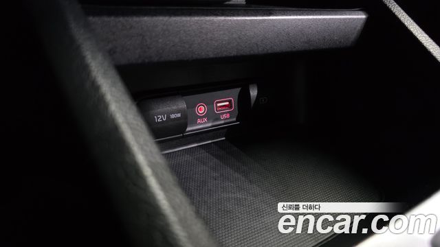Kia K3 2020 — photo 27