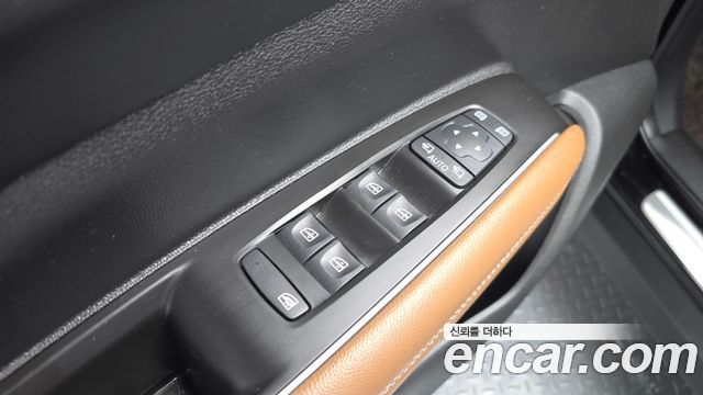 Renault Korea QM6 2022 — photo 29
