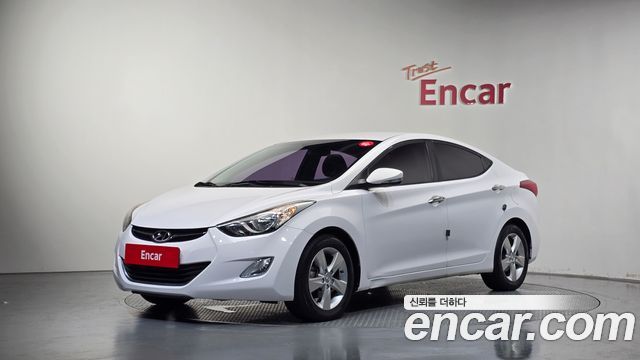 Hyundai AVANTE 2013 — photo 1