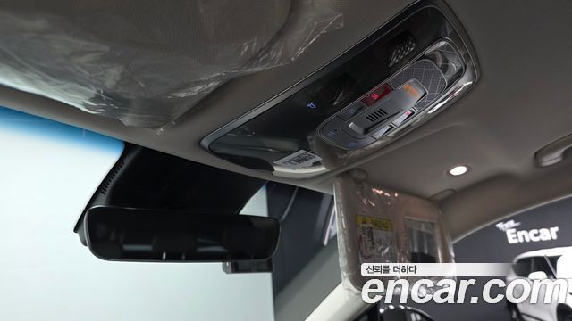 Genesis GV70 2022 — photo 18