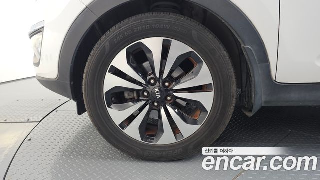 Kia Sportage 2012 — photo 5
